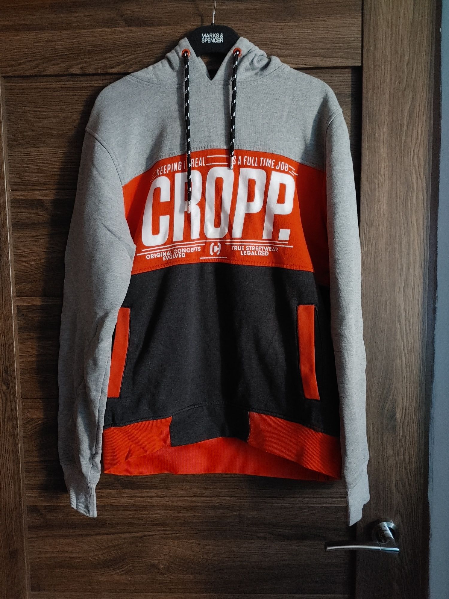 Bluza Cropp Design Unit