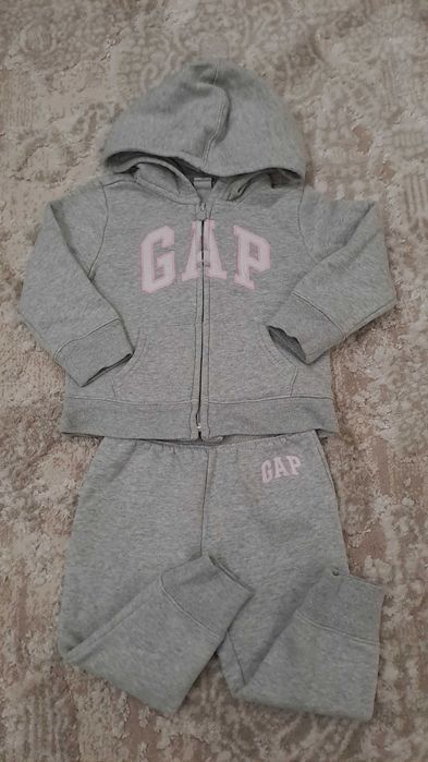 Костюм для дівчинки від GAP 2 роки