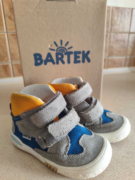 Obuwie chłopięce trzewiki Bartek r.22