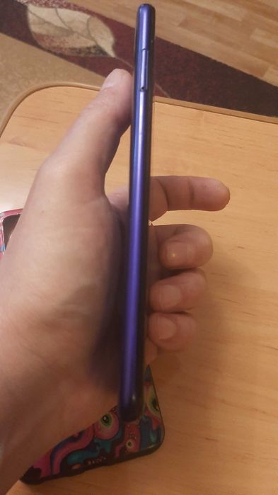 ZTE A7 2020 в отличном состоянии.