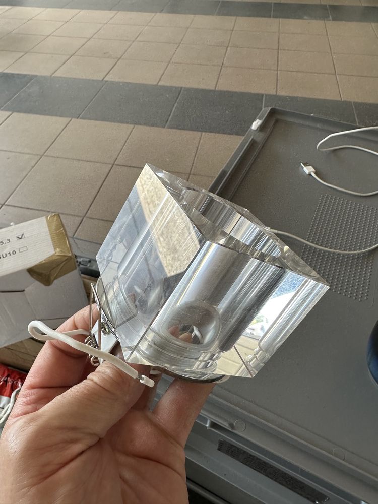 Lampy szklane kostki BMP