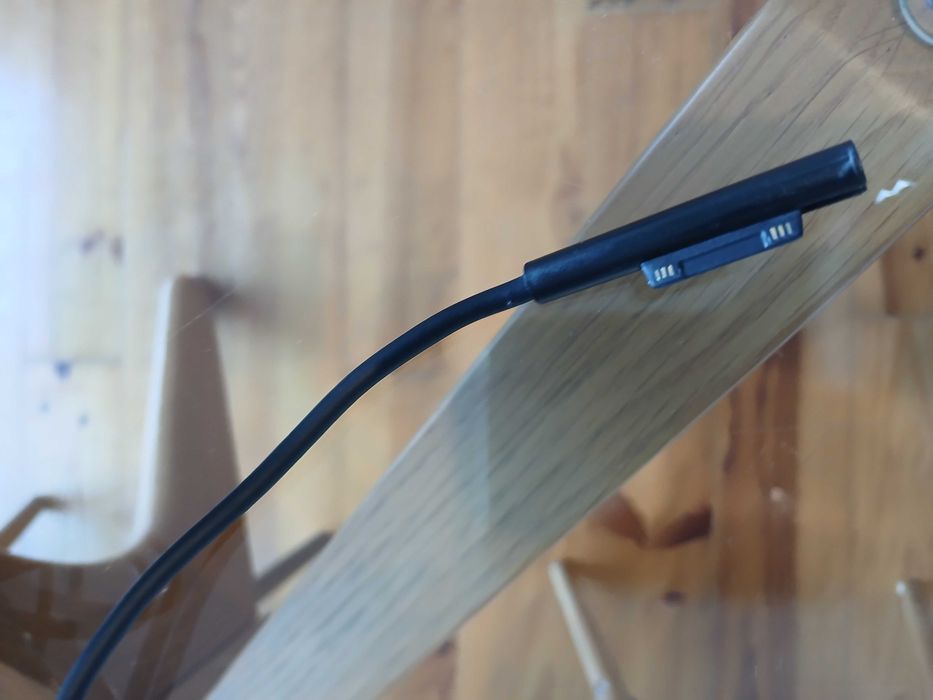 Carregador + teclado surface pro