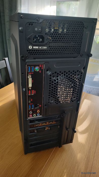 Gigabyte Intel G.skill Kingston NVIDIA GTX 960 4gb, i5 6400, 24gb ram