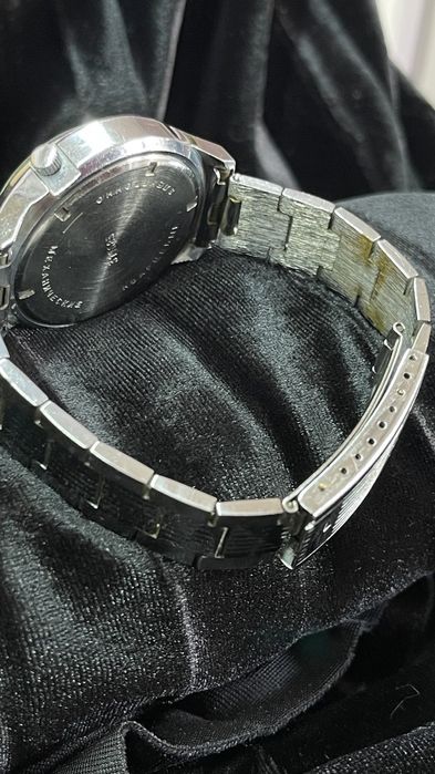 Часы Луч 18 камней 3055 каменів кварц винтаж  вінтаж часи електронні