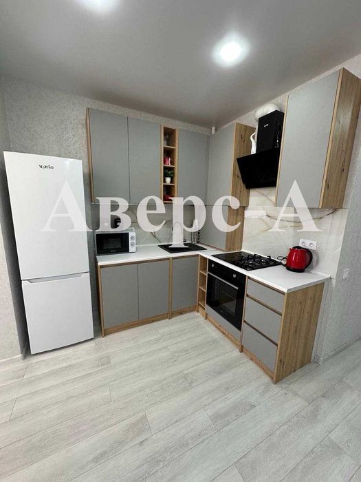 Продам евродвушку с новым ремонтом