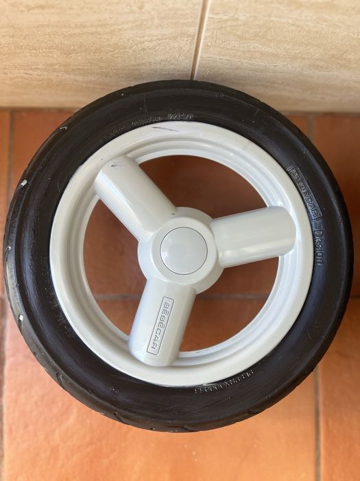 Rodas Todo-o-terreno para carrinho Bebecar