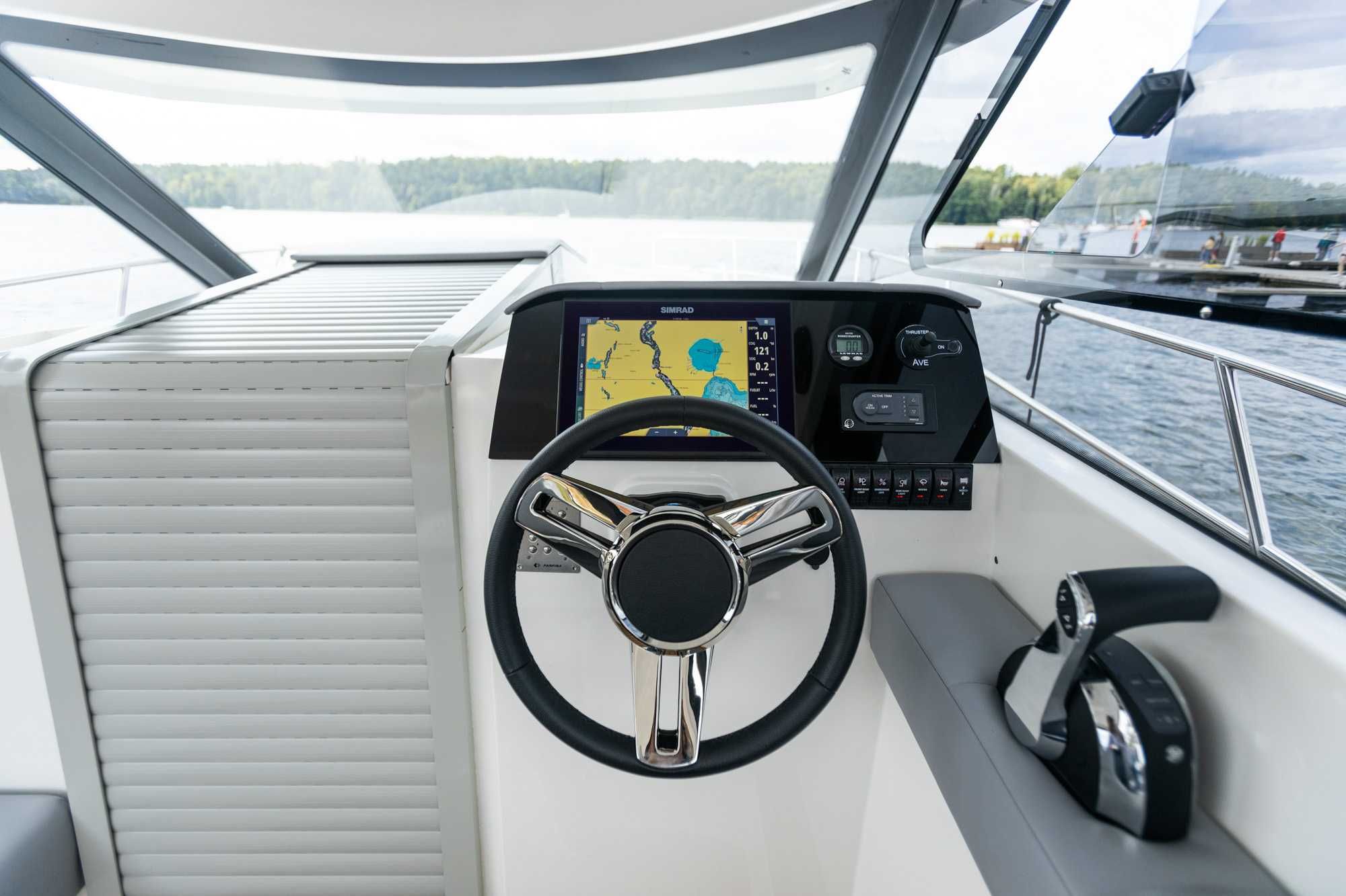 Jacht motorowy NAUTIC 900 Merkury V6 Premium - GOTOWY DO SEZONU 2024!