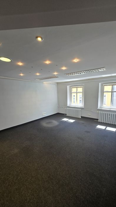 Wynajme biznesowy lokal przy deptaku 1 Maja