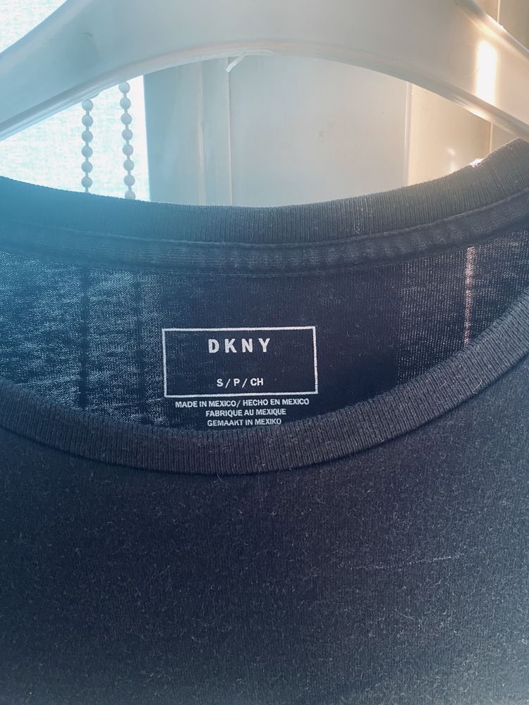 T-shirt męski DKNY