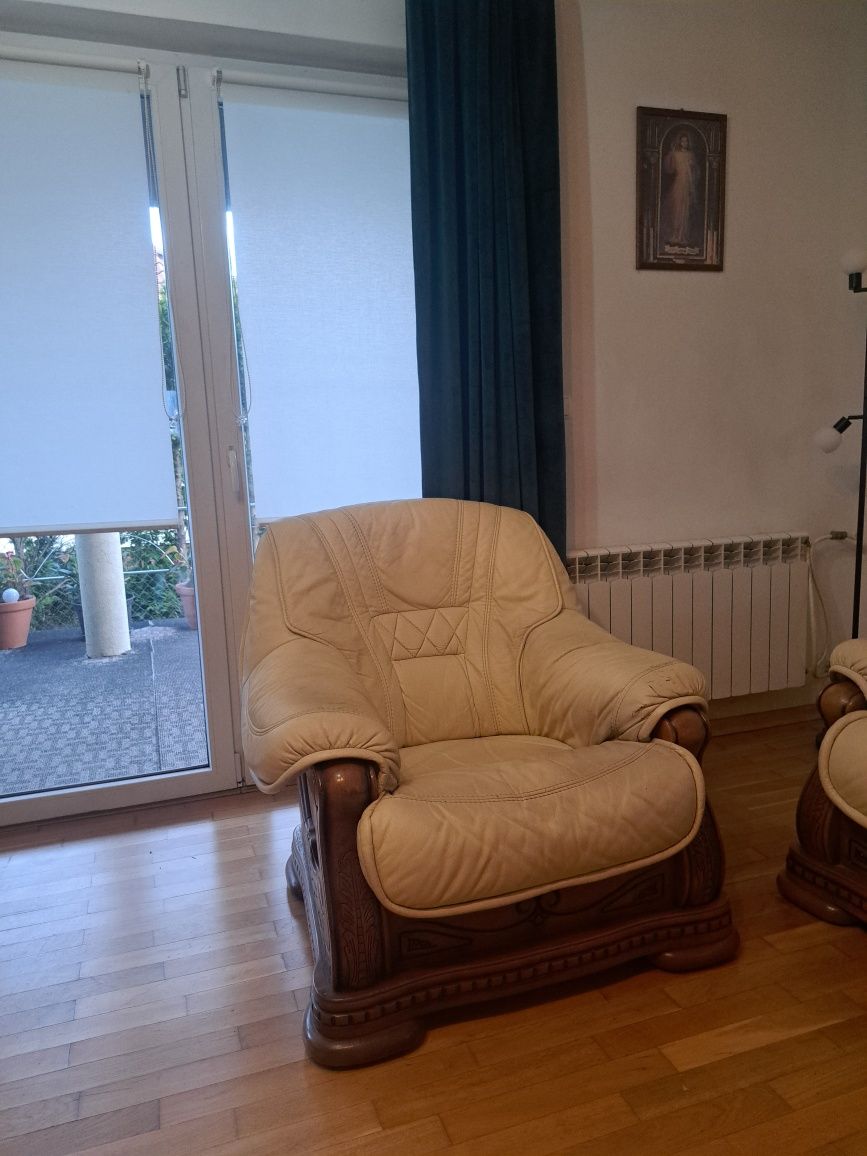 Zestaw wypoczynkowy sofa + 2 fotele ze skóry