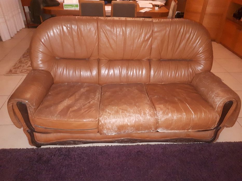 Sofá em pele natural vintage 3+1+1 em valadares
