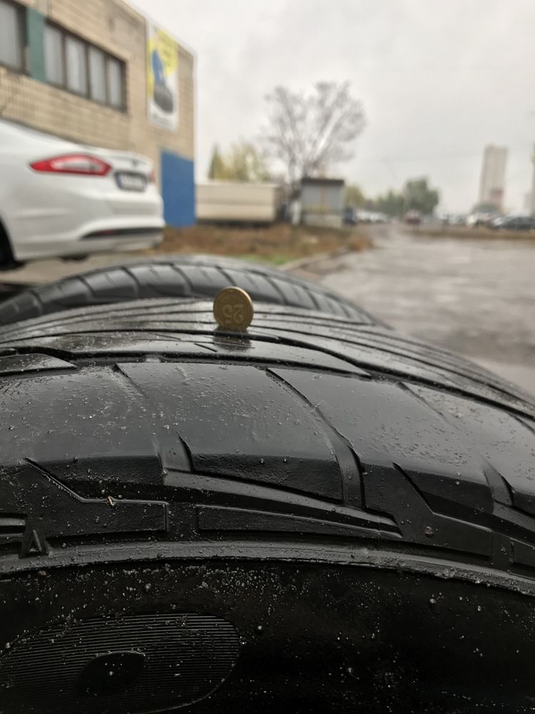 Продам шины 285/60R18 лето