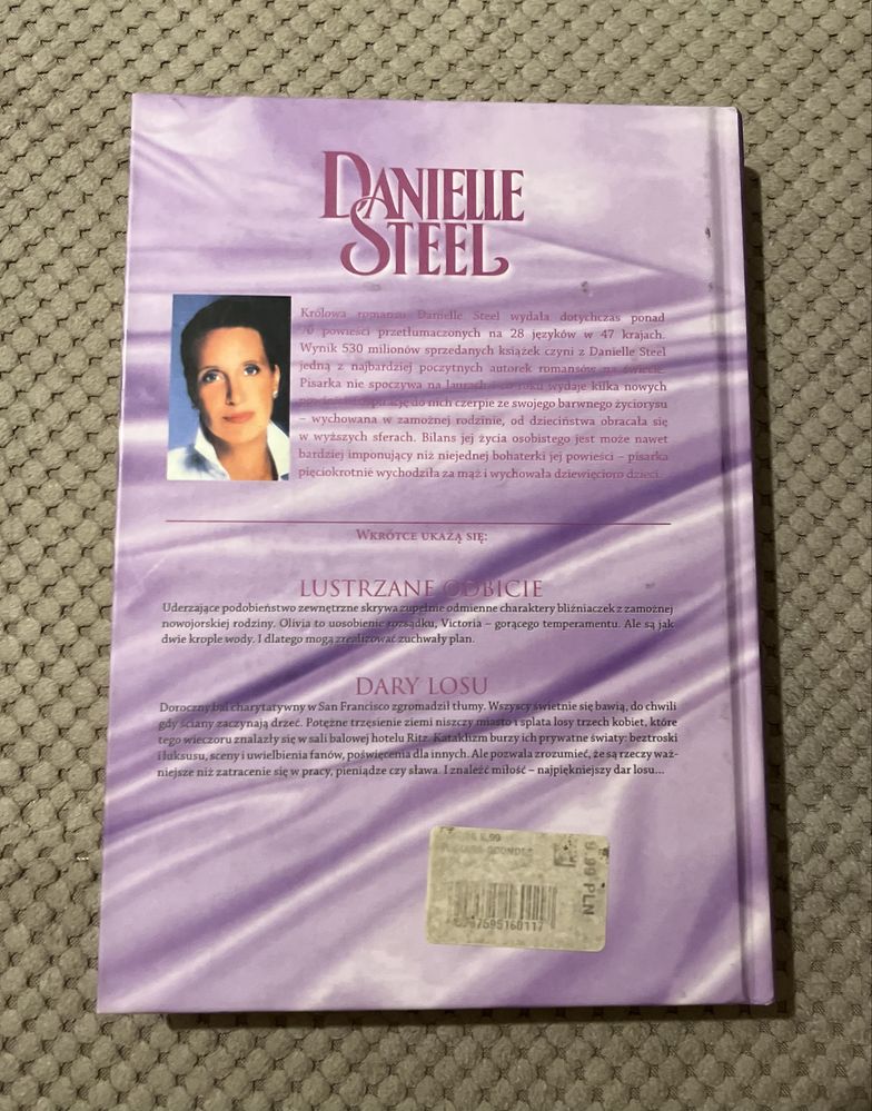 „Milcząca godność” Danielle Steel
