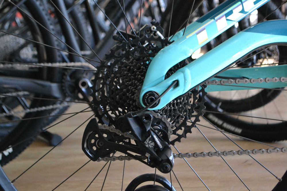 Rower MTB Trek Full Stache 8 Roz. M