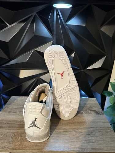 Jordan4RetroUnisextrampkiWhiteOreo.39