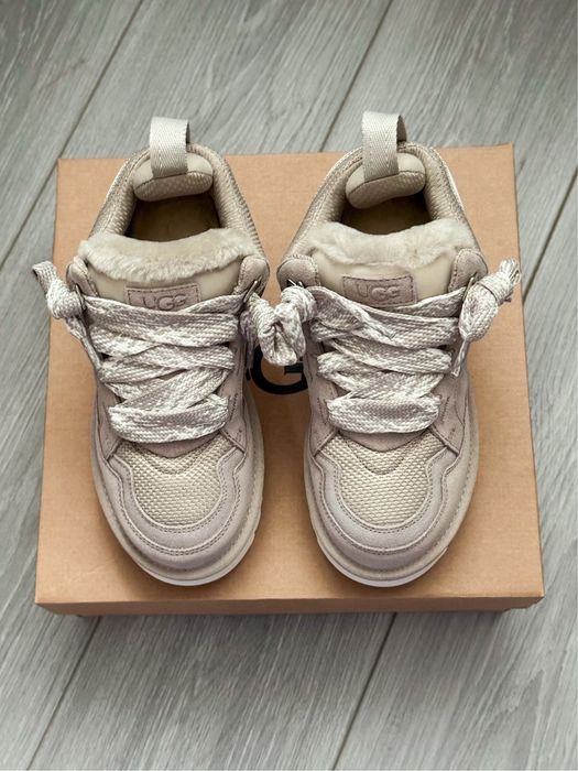 Australia UGG Lowmel Sneaker Light Grey (NEW IN BOX)
