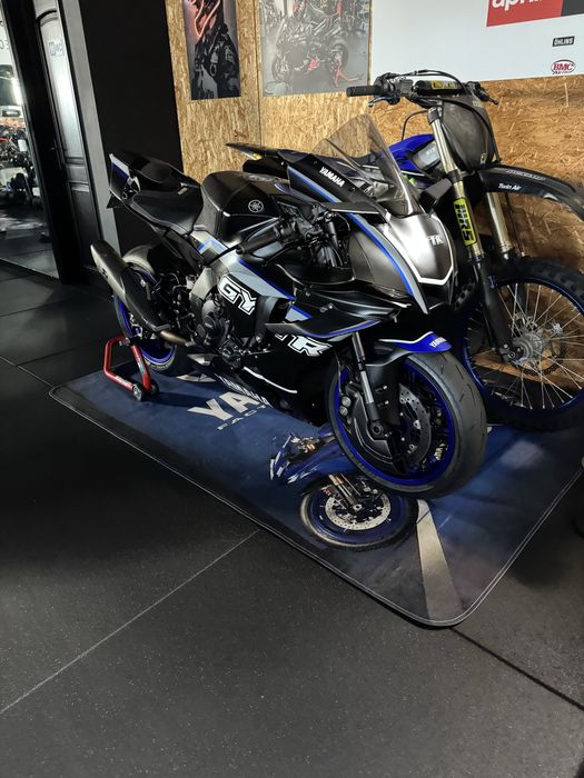 Yamaha R1 GYTR Special