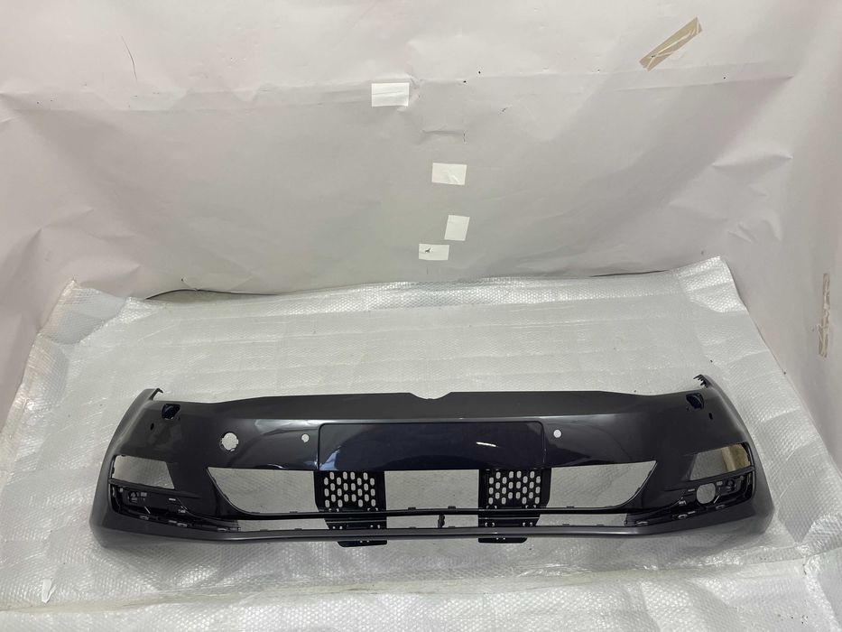 Zderzak Przód Volkswagen Golf VII 12-17r LD7P Uszk.