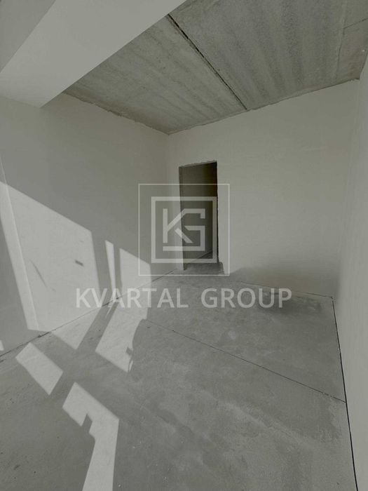 Інвестуй в майбутнє за вигідною ціною Однушка з паркінгом і балконом