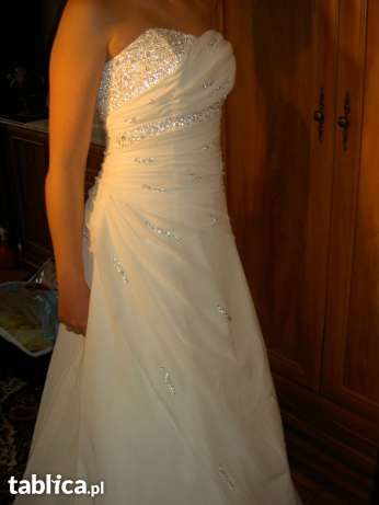 Jednoczęściowa suknia ślubna z kamykami Swarovskiego w rozmiarze 38-40