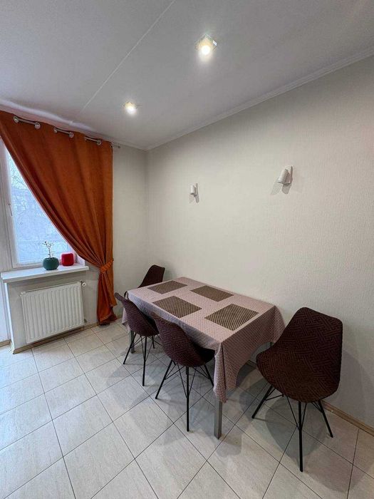 Оренда 2 кім. квартири вул. Головацького