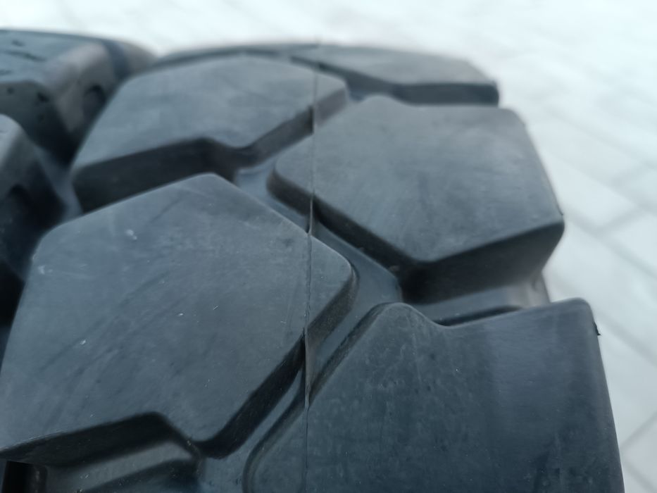 18x7-8 ORCA (180/70-8),opony pełne nowe  wózek widłowy