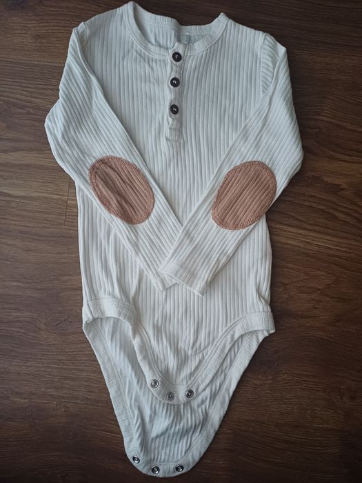Body 92 organiczne chłopiec kremowe guziki Cool Club