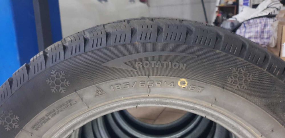 Продам зимнюю резину 185/65 R14