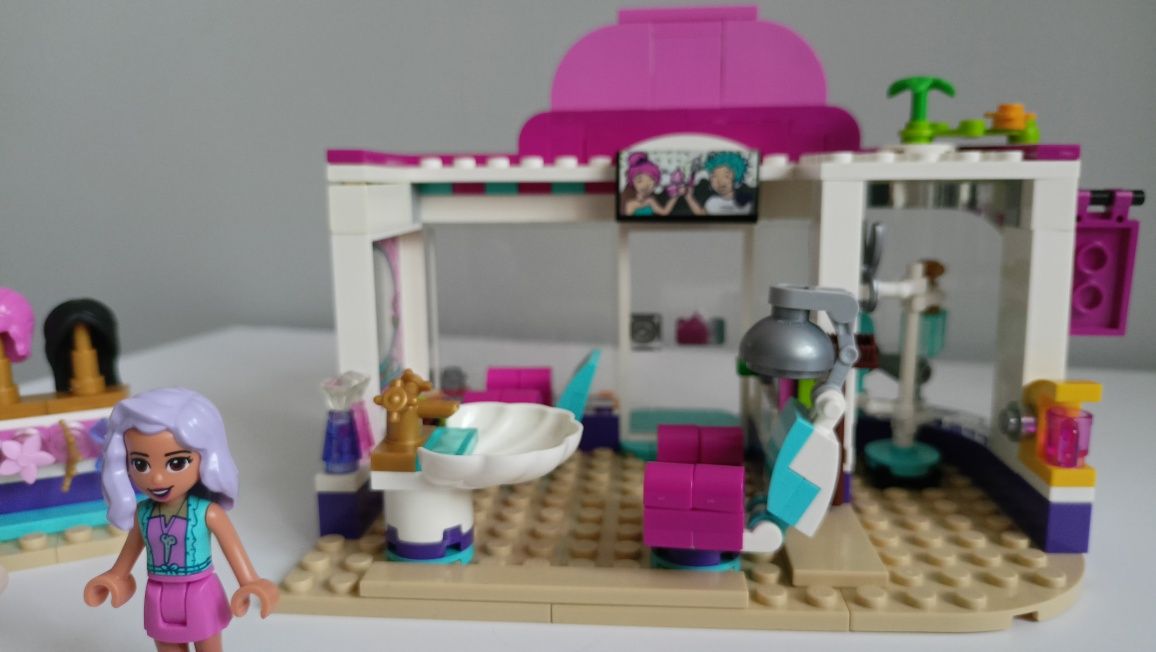 LEGO Friends 41391 Salon fryzjerski w Heartlake