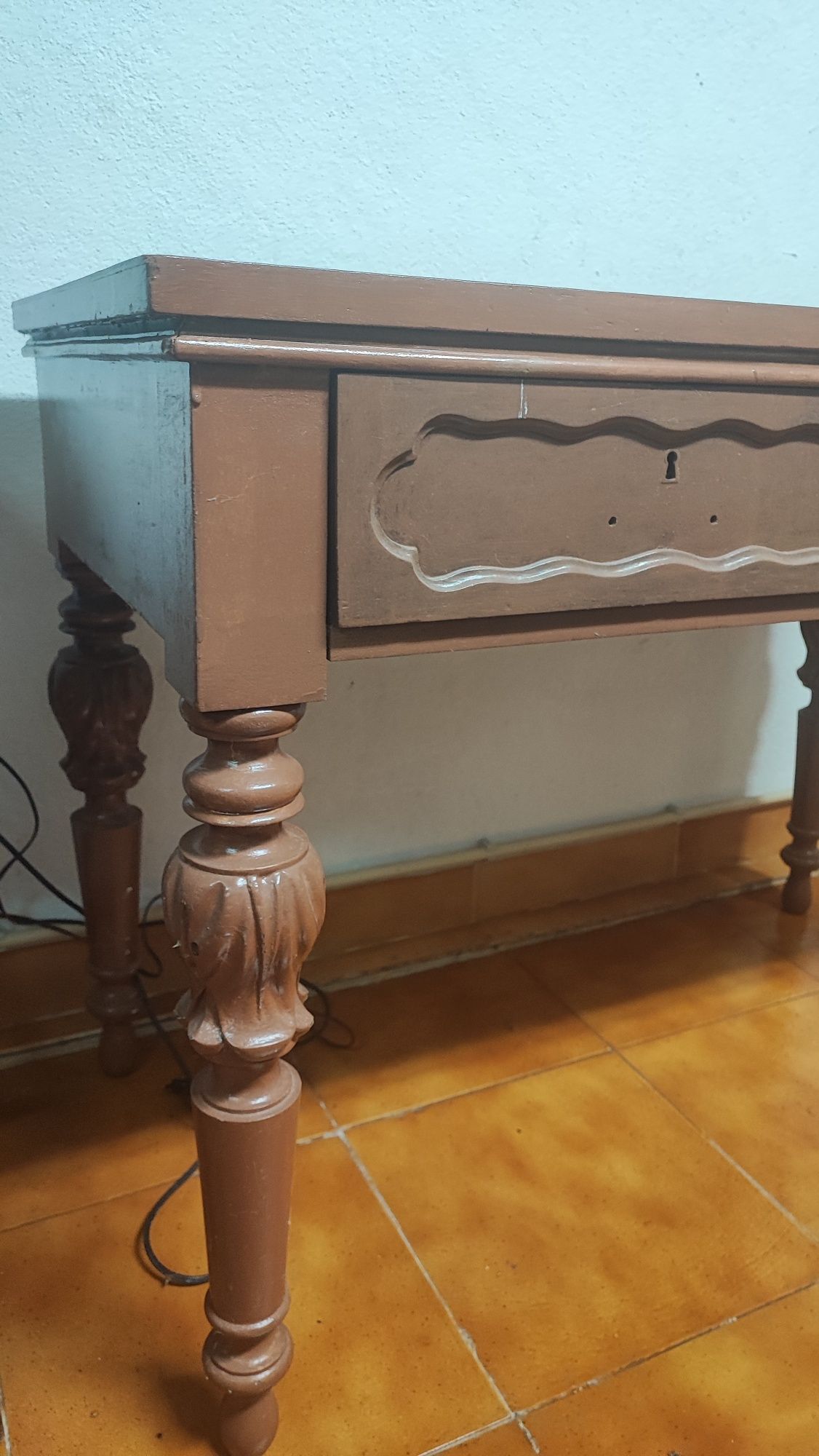 Secretária em Madeira