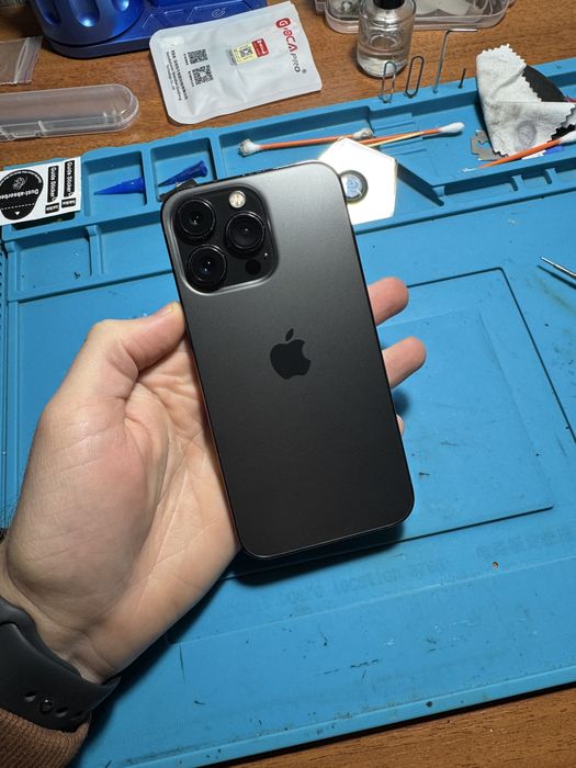 Iphone 13 pro на запчастини