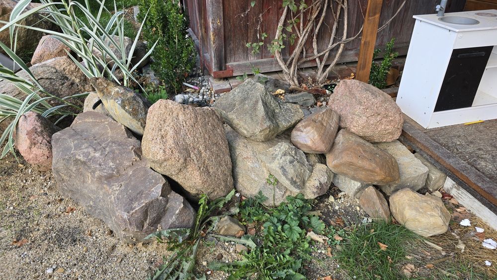 Duże ozdobne kamienie polne