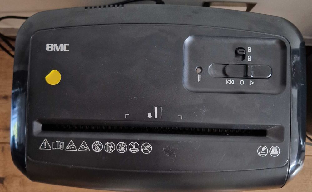 Niszczarka Fellowes  8MC uszkodzona