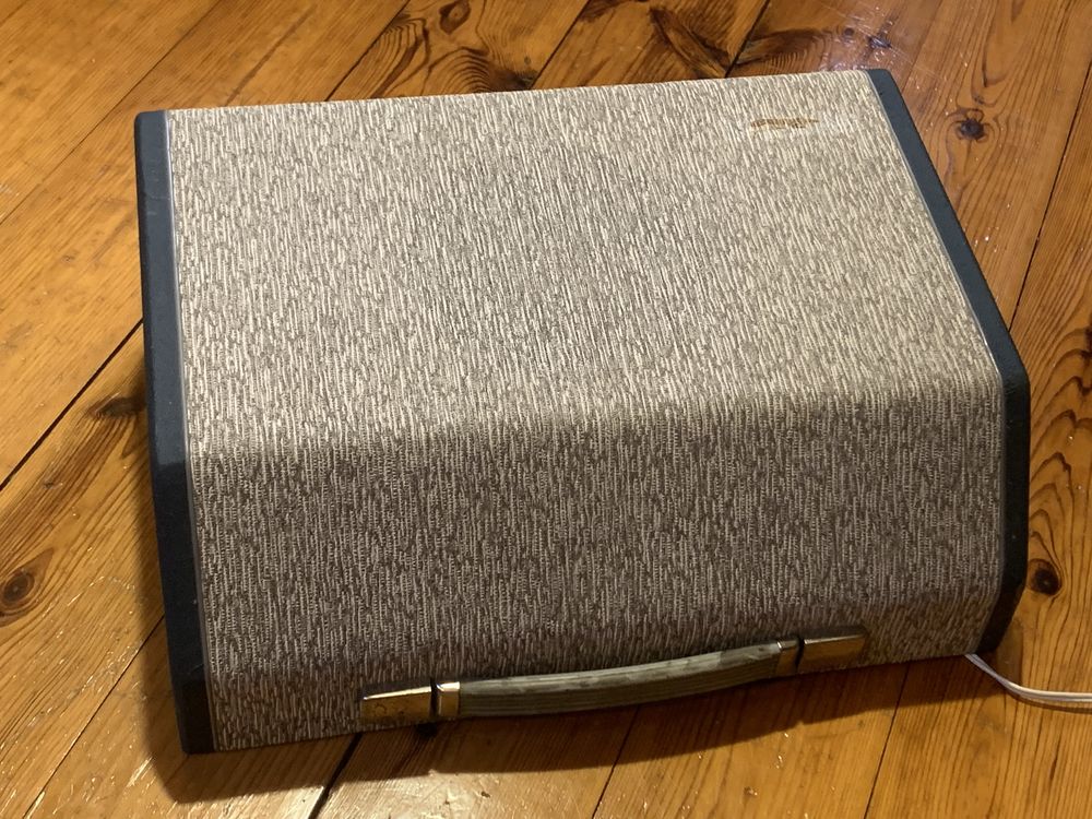 Gramofon Philips ze wzmacniaczem lampowym