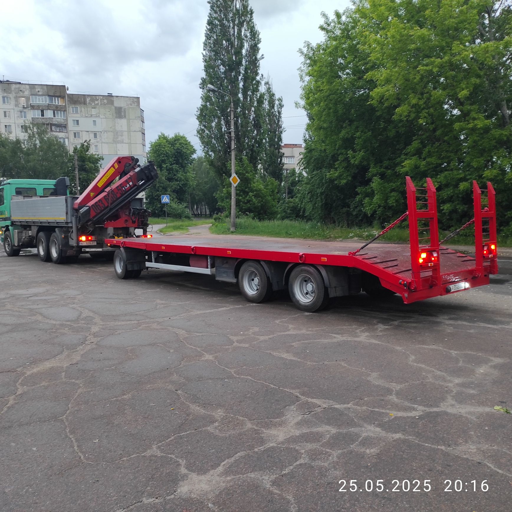 Автокран Чернигов Аренда/Услуги 25 тонн стрела 28 метров