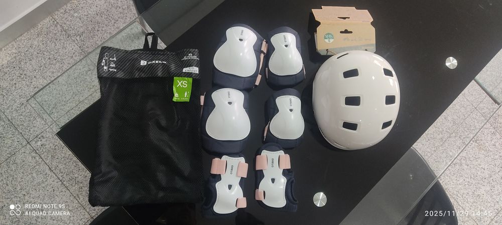 Capacete, cotoveleiras, joelheiras - patinagem