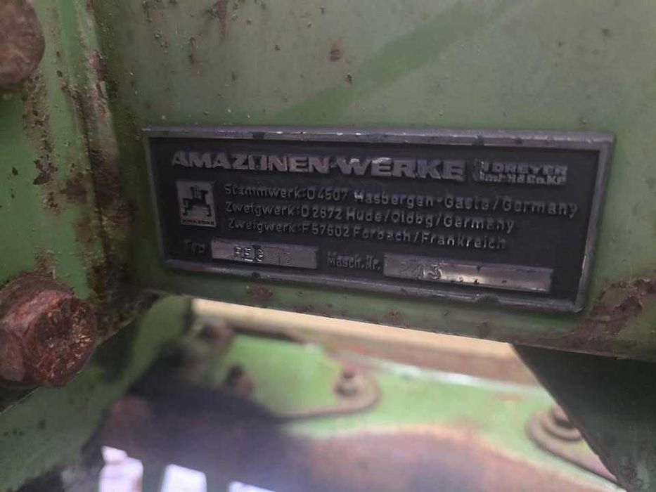 Grade Rotativa Amazone com semeador Amazone - usada