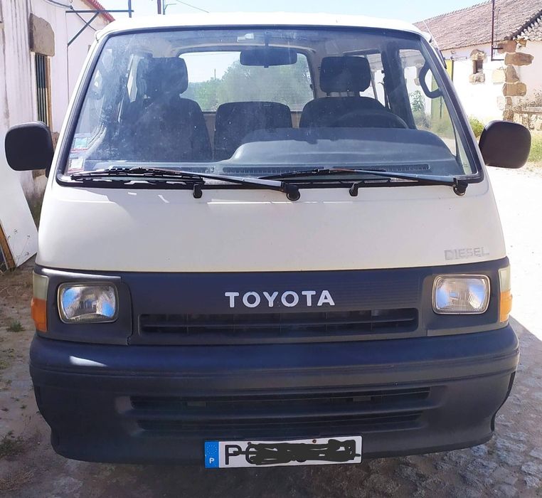Toyota HIACE 3 Lugares, Cabeça reparada, Bateria Nova Pneus como novos