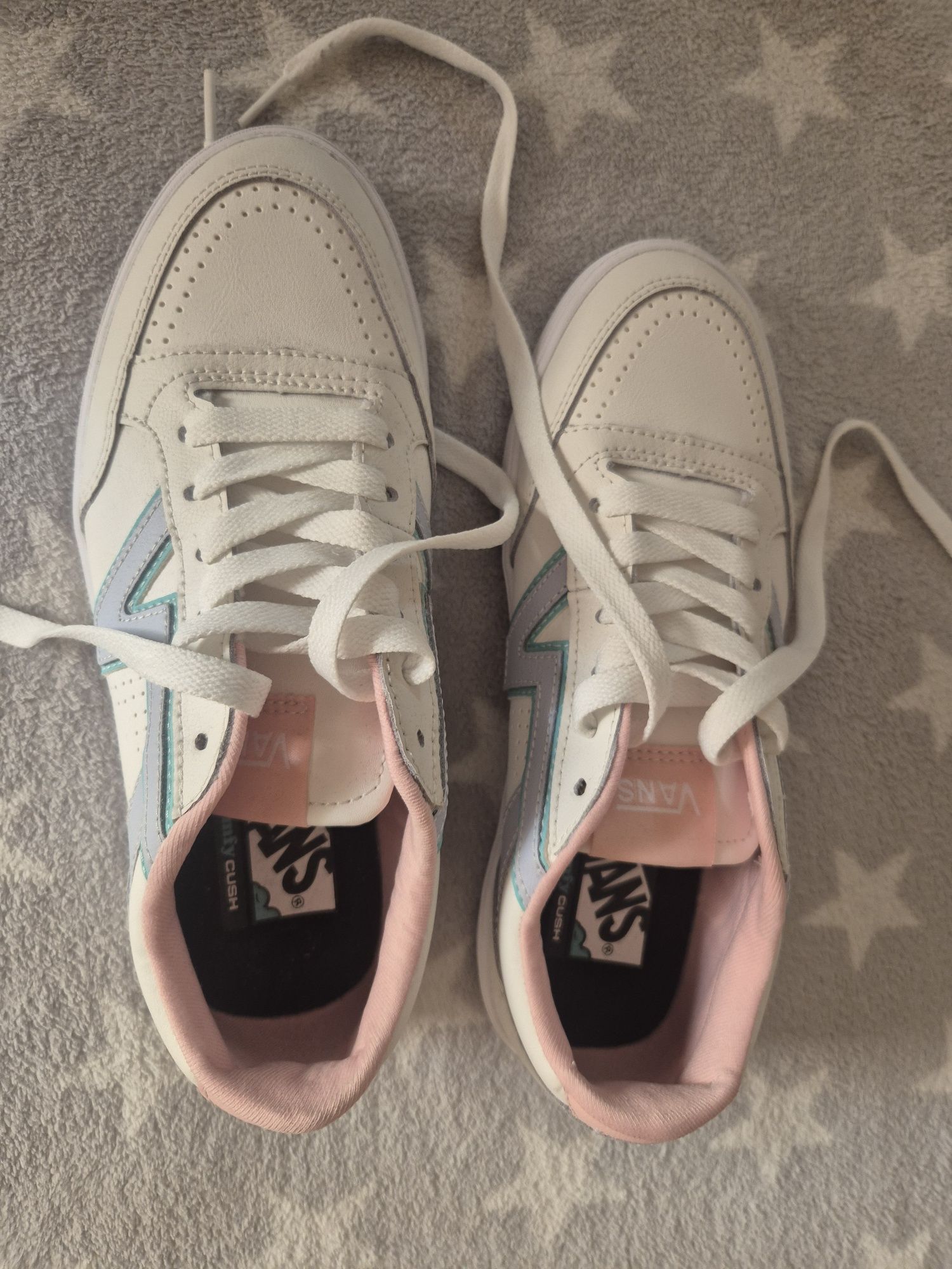 Vans  lowland cc UK 5.5 38.5р 24.5 см