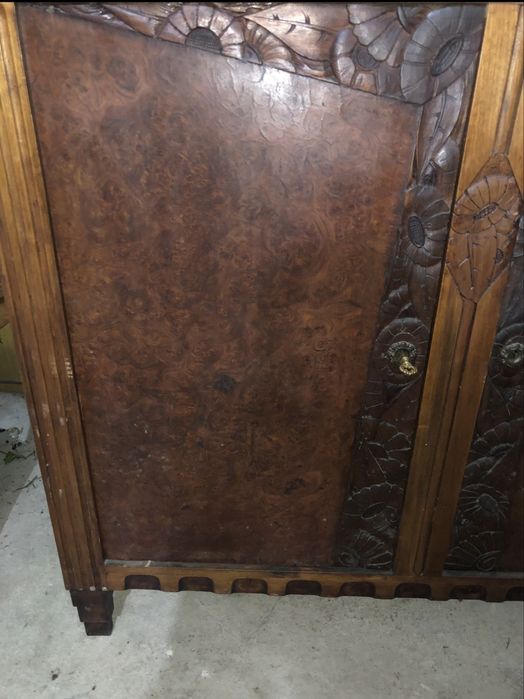 Móvel aparador antigo