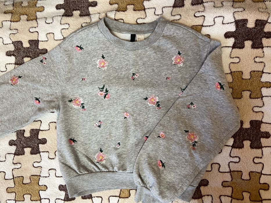 Світшот з вишивкою