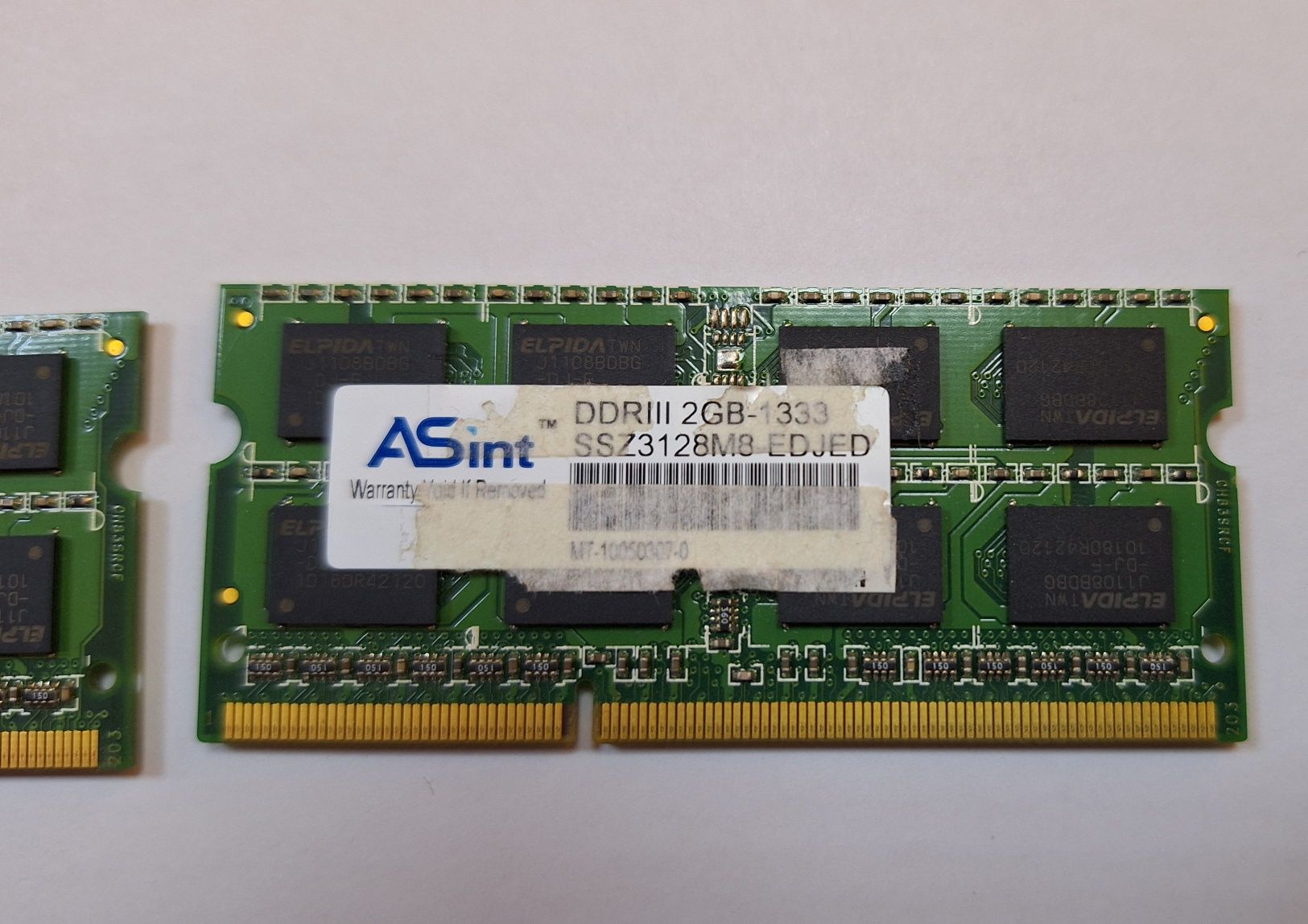 Продам ОЗУ Asint DDR3 2GB-1333