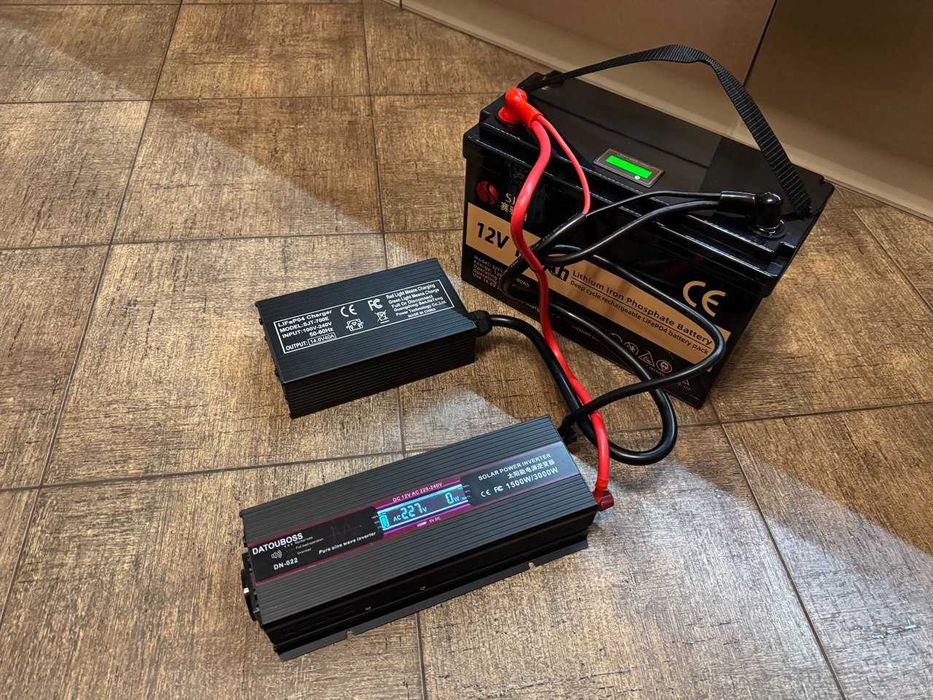 Зарядна станція 1500W, LiFePO4 ємність 1280WH зі швидкою зарядкою 40A