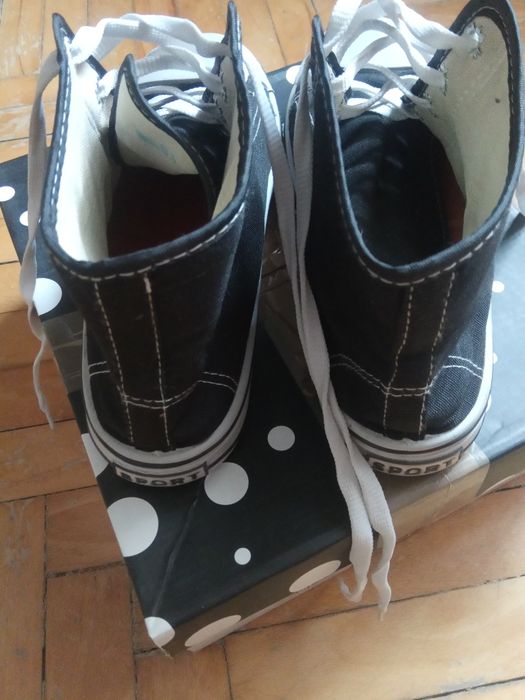 Trampki czarne długie 41