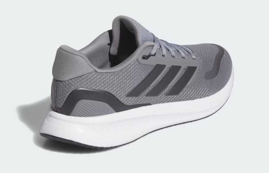 Кросівки для бігу Runfalcon Adidas р. 44