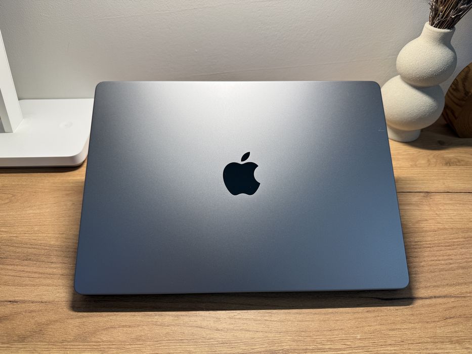 MacBook Pro 14 2021 32GB 1TB Space 90%