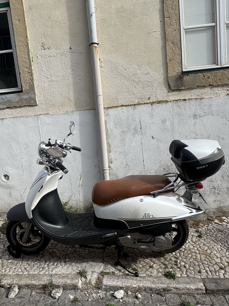 Sym allo novissima!