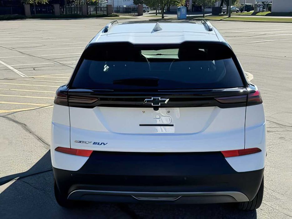 Chevrolet Bolt      2023