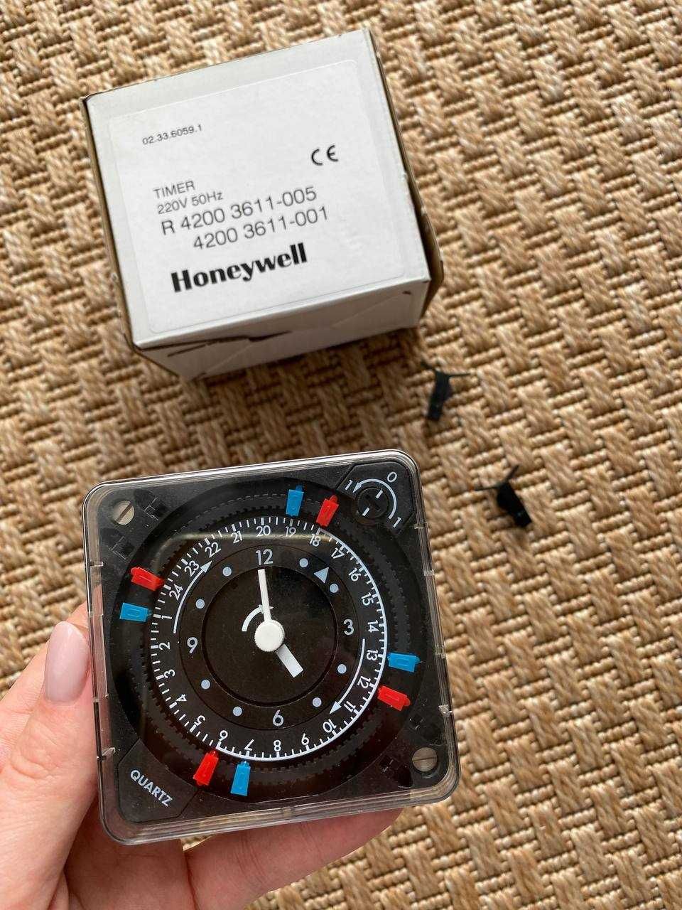 Zegar analogowy Grässlin Hydrotherm QMRTu-B1 230V