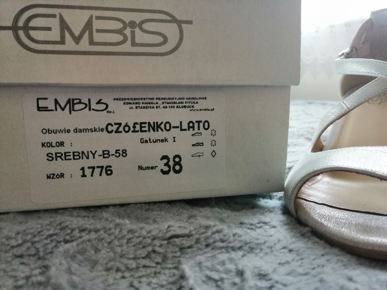 Srebrne sandałki Embis